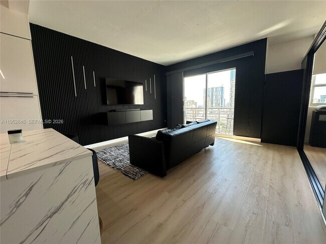 Building Photo - 234 NE 3rd St