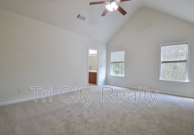 Building Photo - 111 Covington Terrace