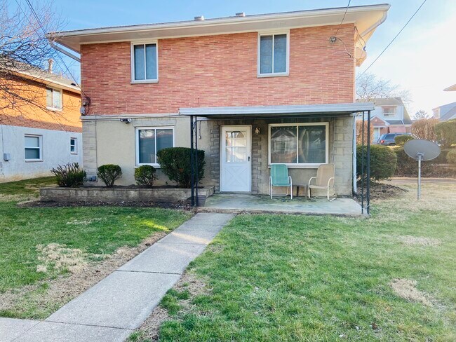 Primary Photo - 3127 Hassler St