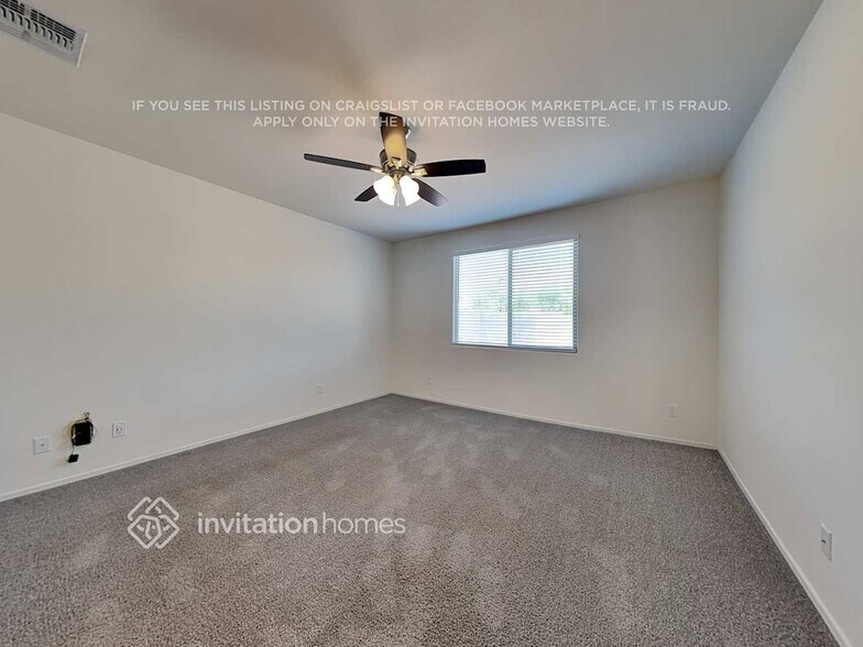 Building Photo - 17490 W Molly Ln