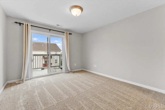 Building Photo - 729 Tower Grove Dr