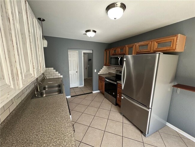 Building Photo - 1705 N Valor