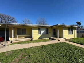 Building Photo - Single Family Home