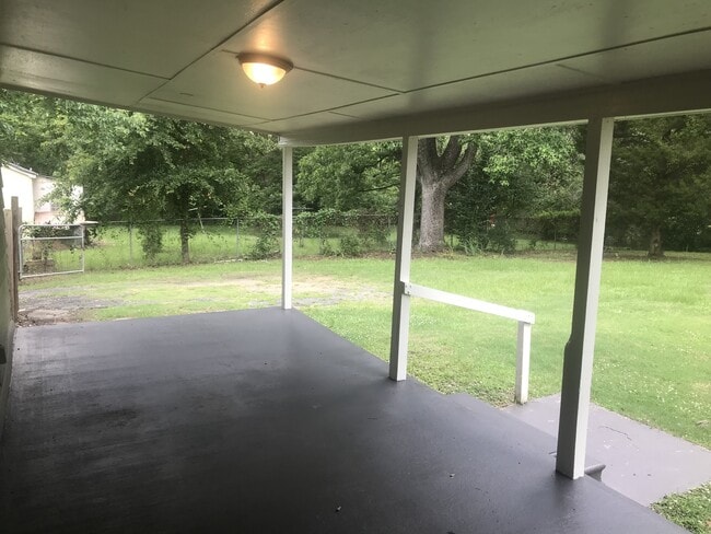 Building Photo - ***UPCOMING**2 Bedroom / 1 Bathroom Home for Rent in North Columbus, GA***