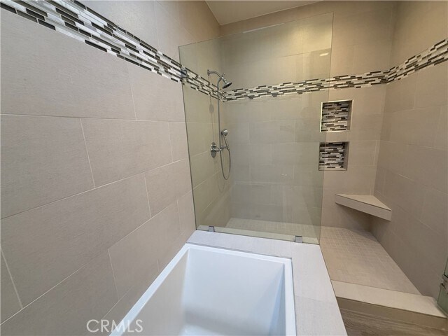 Building Photo - 210 Lille Ln