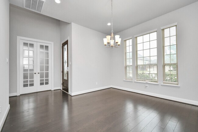 Building Photo - 3510 Harper Ferry Pl