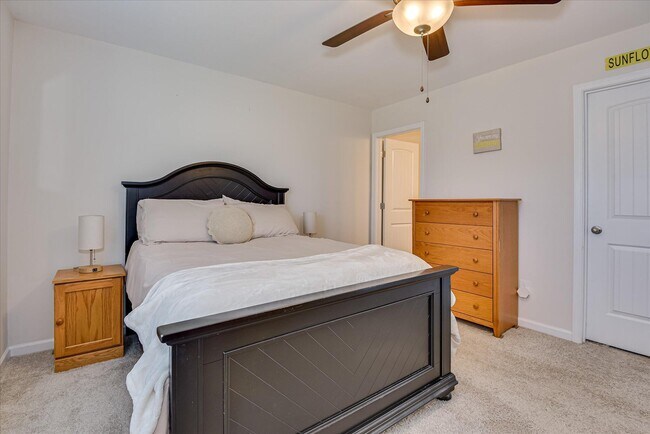 Building Photo - 2047 Catlet Ct