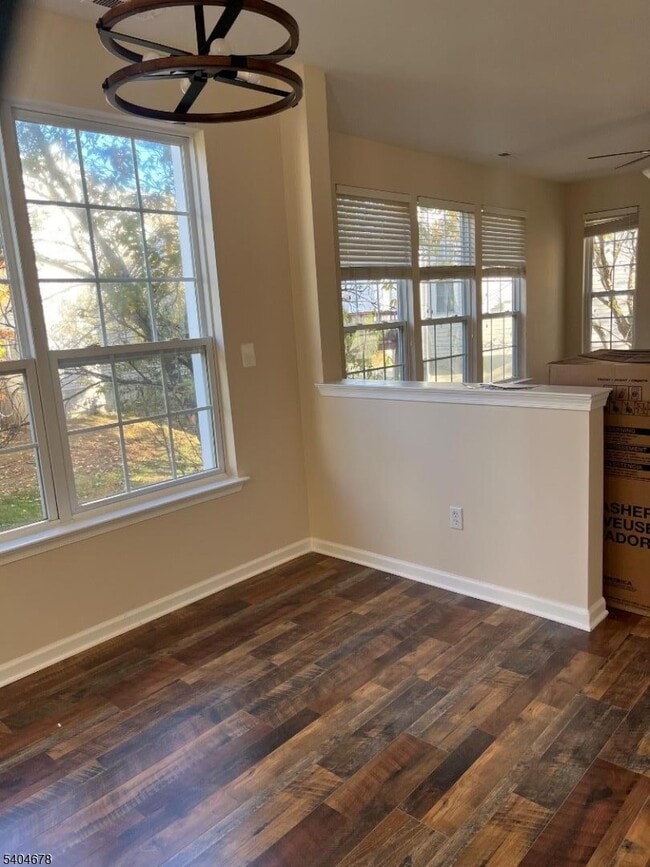 Building Photo - 196 Winding Hill Dr