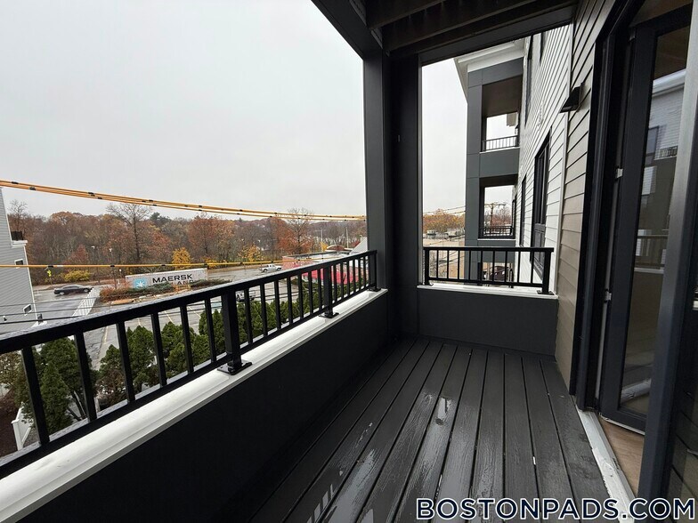 Building Photo - 199 Gardner St