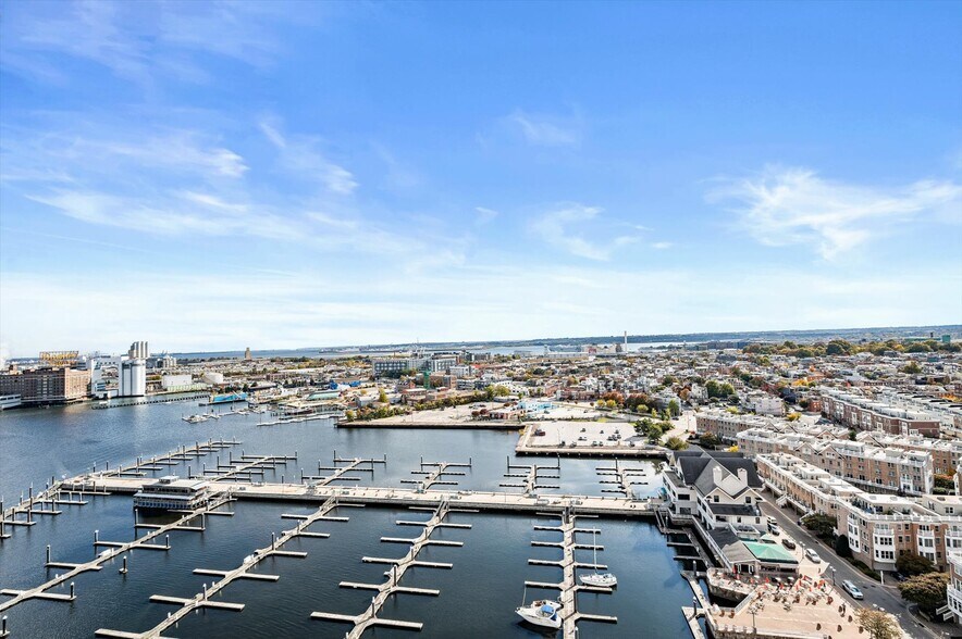 Building Photo - 100 Harborview Dr