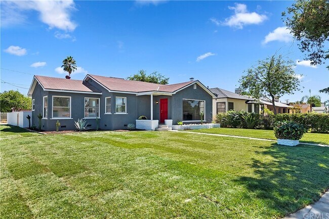 Building Photo - 3495 N Sierra Way