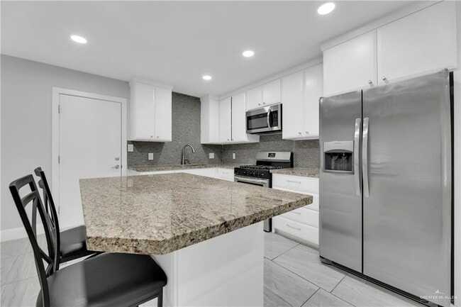 Building Photo - 21 N Missouri Ave