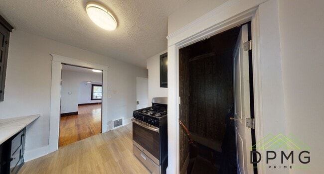 Building Photo - 224 Mifflin Ave