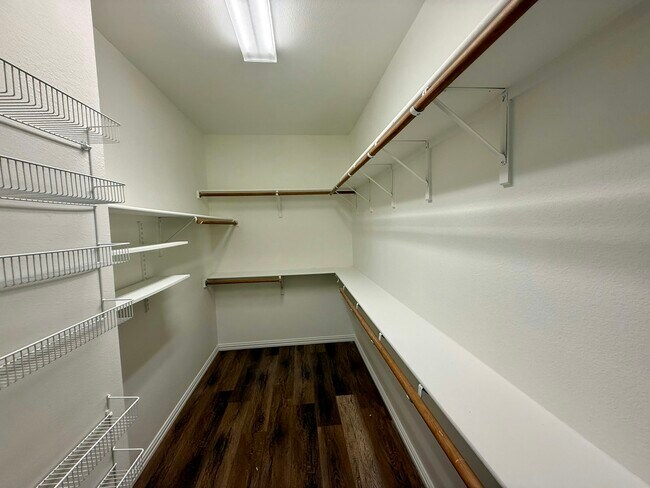 Building Photo - 3543 Nautical Dr