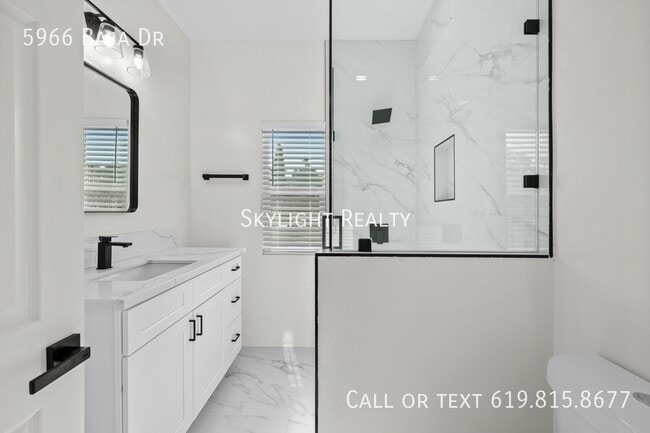 Building Photo - 5966 Baja Dr