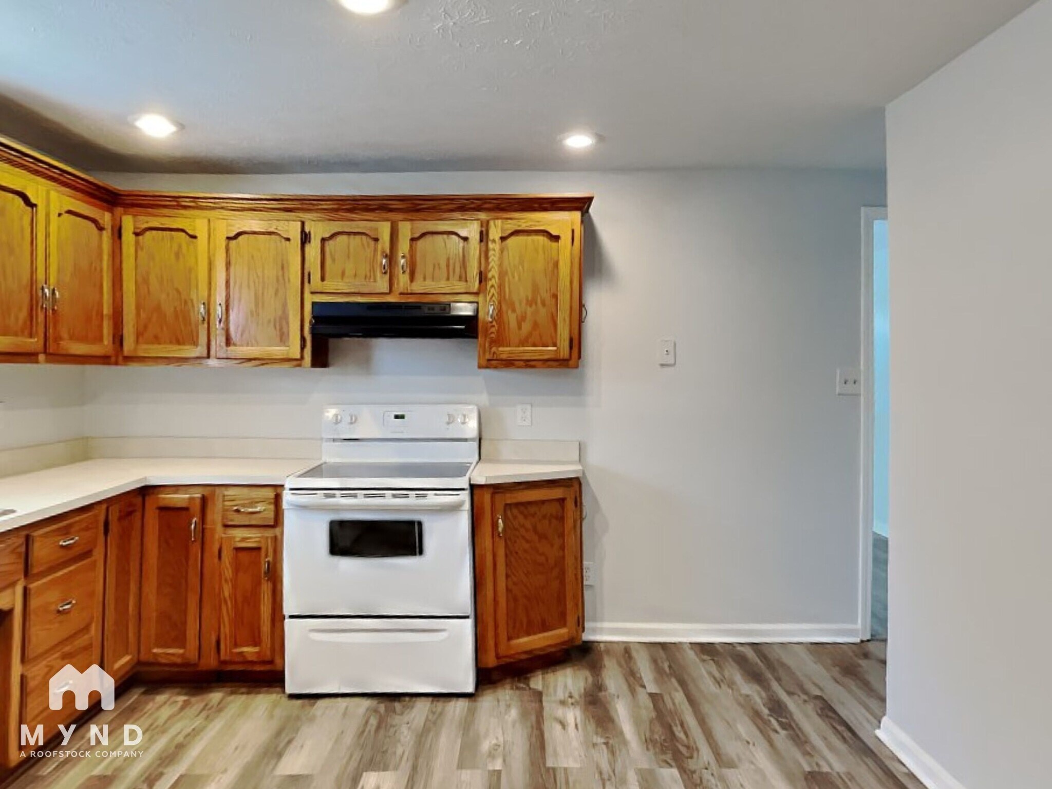 Building Photo - 808 W Smith Valley Rd