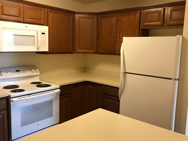 Building Photo - 7003 Tumbleweed Dr