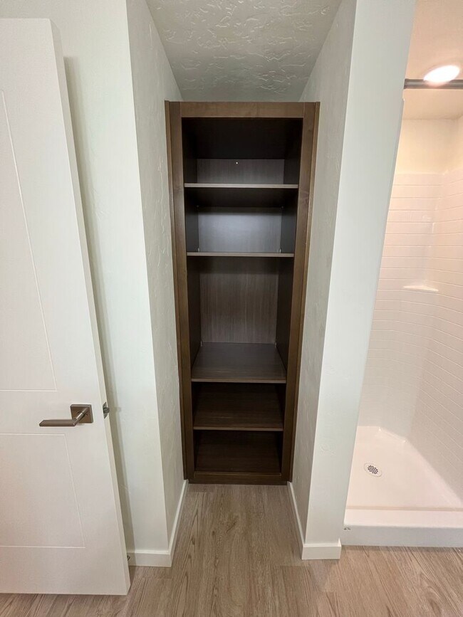 Building Photo - 4715 Lexington sky lane