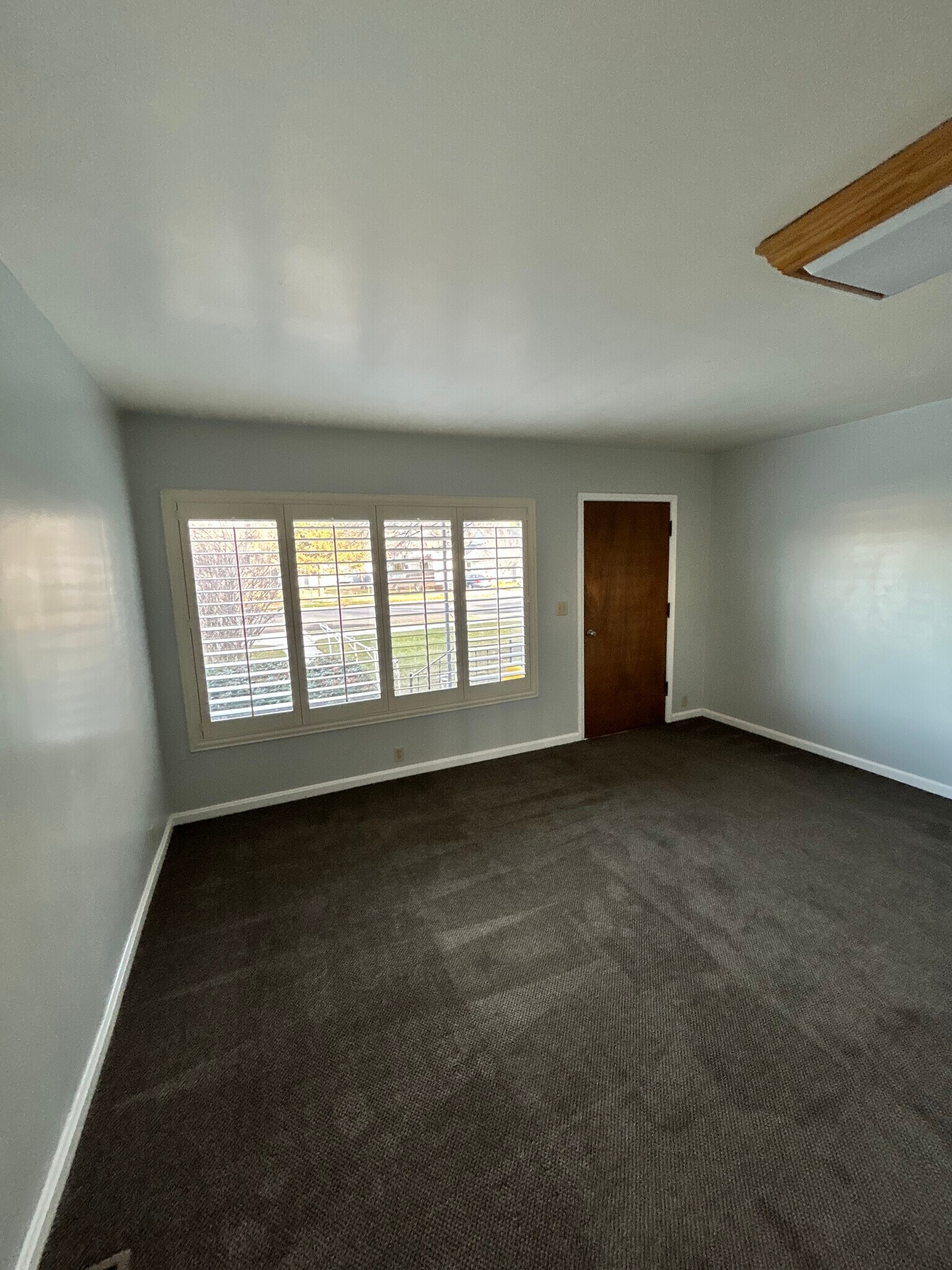 Building Photo - 62 E 300 S