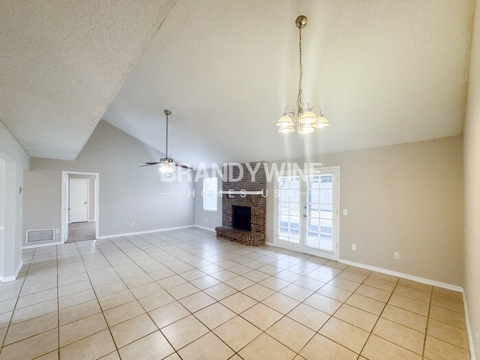 Building Photo - 8236 Weybridge Dr