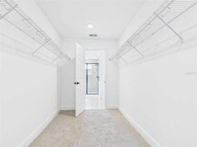 Building Photo - 5611 SW 72nd Ct