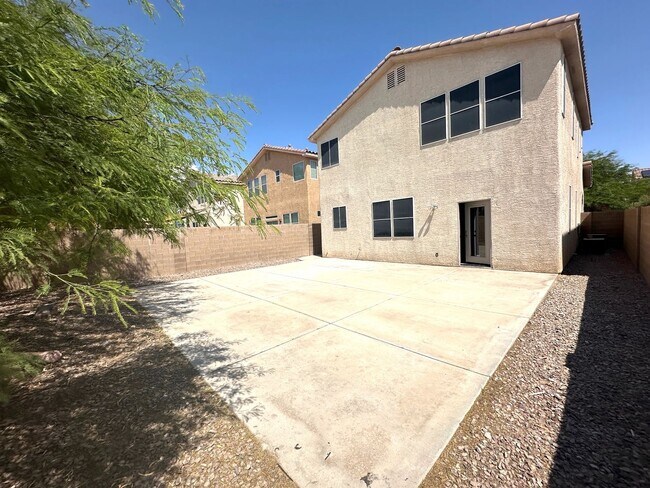 Building Photo - Available For viewing May 1, 2026. Beautiful SW Las Vegas Home. 4 Beds 2.5 Bath.