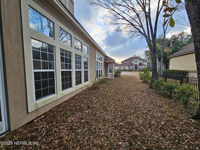 Building Photo - 2722 Austin Rose Ln