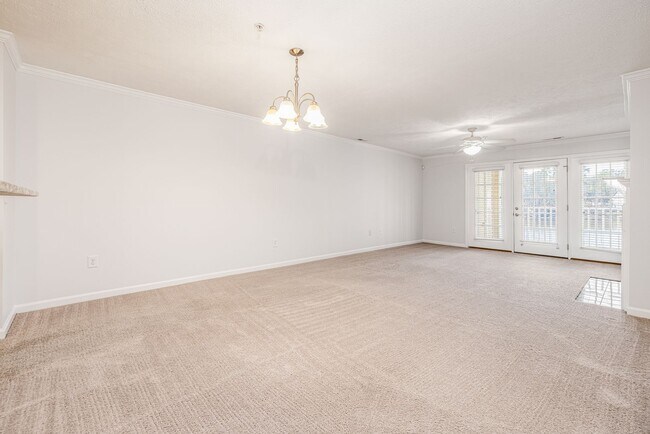 Building Photo - 3 Bedroom Lake View Condo on McFayden Lake with Lakeviews