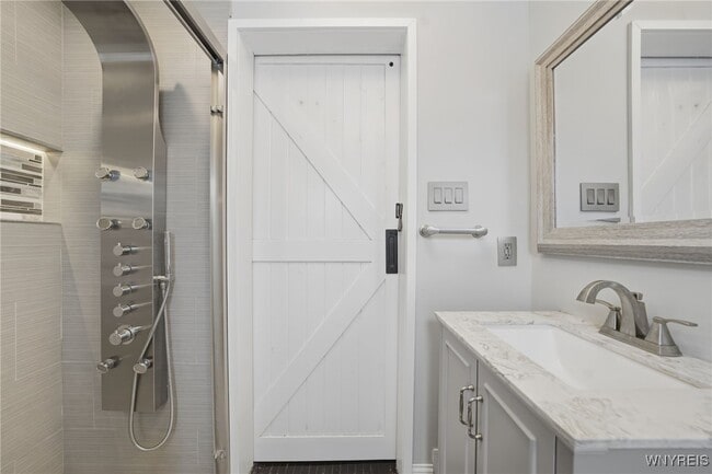 Building Photo - 151 Conant Dr