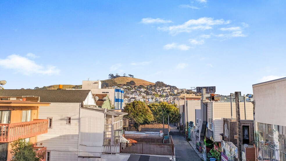 view from the rooftop - 1030 Capp St