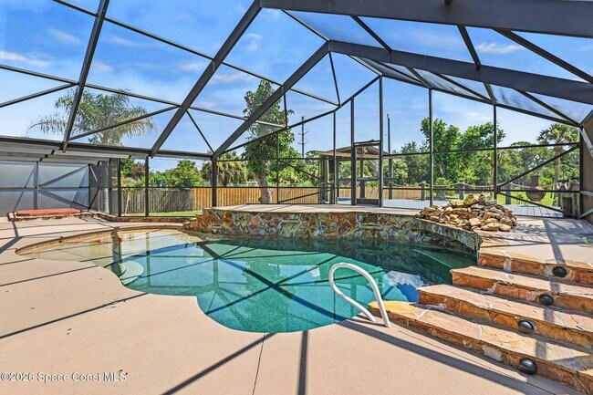 Building Photo - 3200 N Tropical Trail