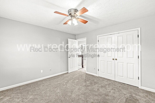Building Photo - 261 Wyndotte Dr