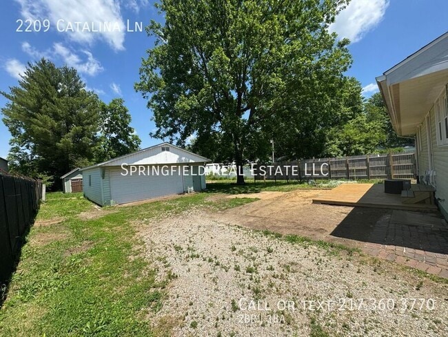 Building Photo - 2209 Catalina Ln