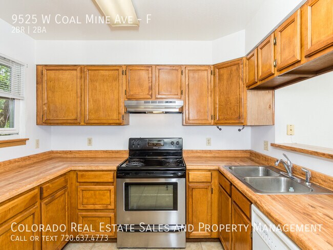 Building Photo - 9525 W Coal Mine Ave
