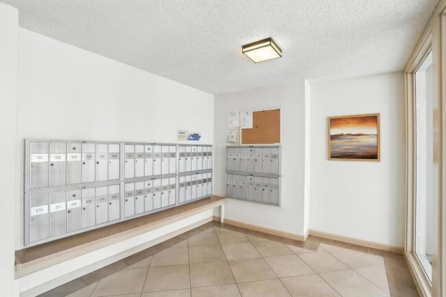Building Photo - 1171 Compass Ln