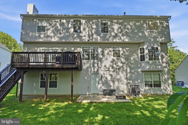 Building Photo - 34 Westhampton Ct
