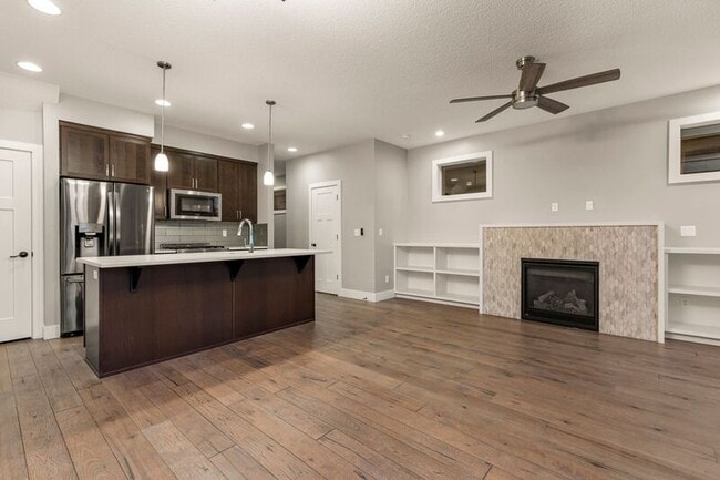 Building Photo - 7898 SW Capitol Hill Rd