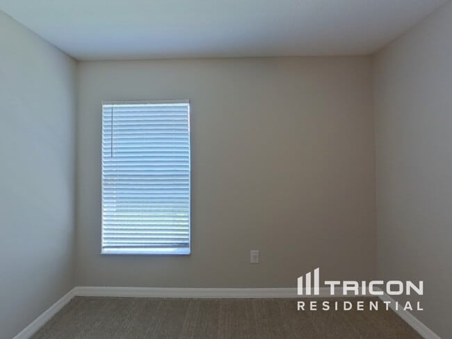 Building Photo - 17224 White Mangrove Dr