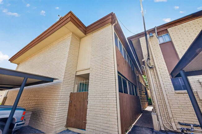 Building Photo - 7714 Renwick Dr