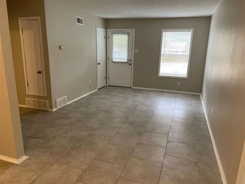 Building Photo - 3710 Dorado Cove