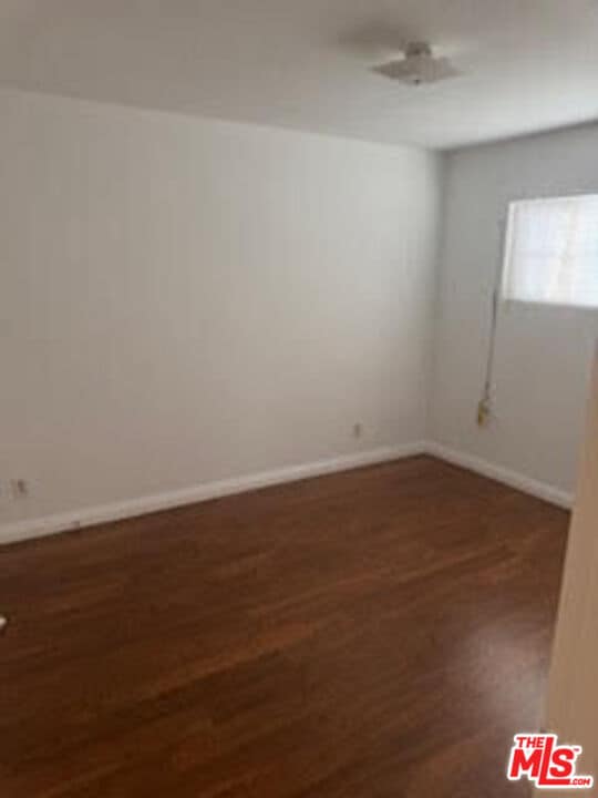 Building Photo - 1138 W 109th Pl