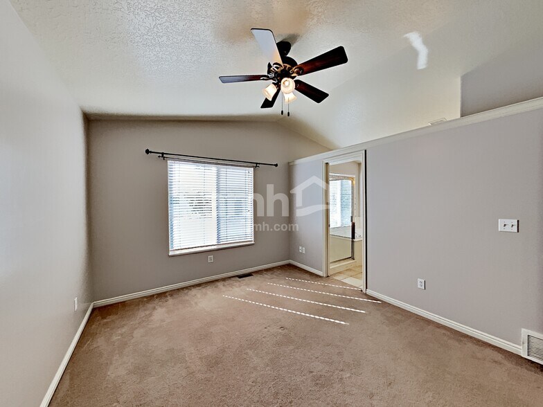 Building Photo - 4116 S 2650 W