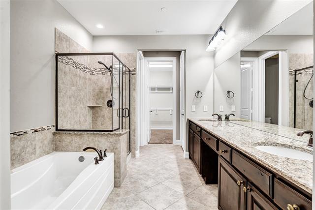 Building Photo - 4817 Bayview Dr