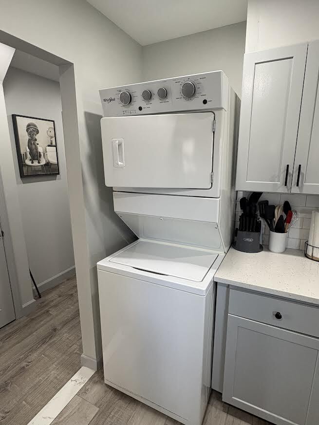 Washer/Dryer - 114 Greenway Blvd