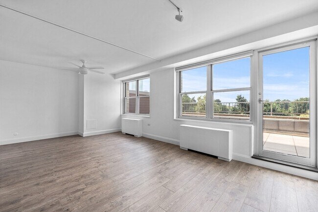 Building Photo - 151 Tremont St