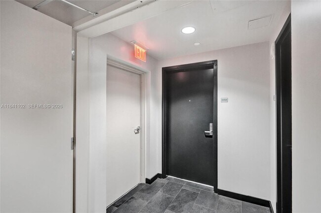 Building Photo - 888 Biscayne Blvd