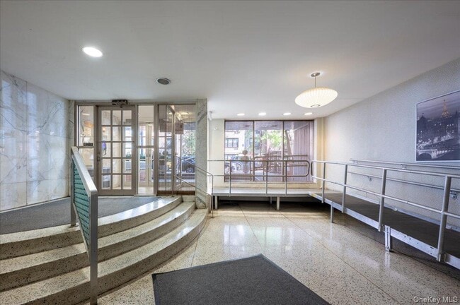 Building Photo - 37-30 73rd St