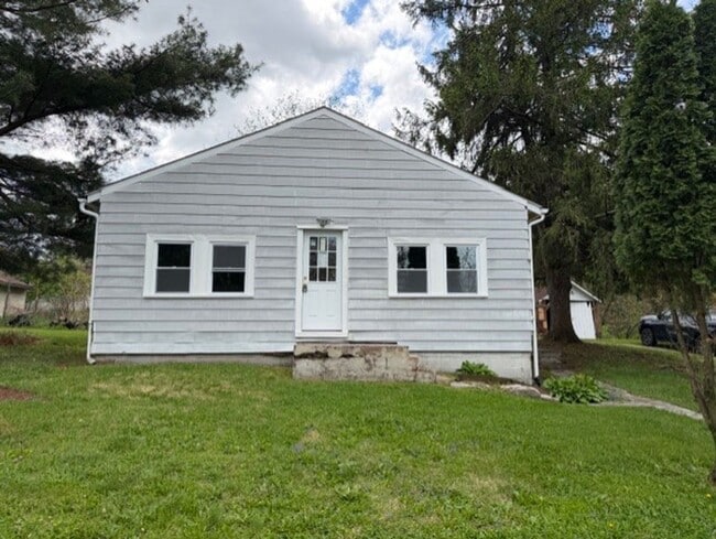 Building Photo - $1600 Ranch home for rent
