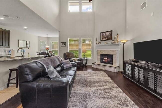 Building Photo - 120 Seminole Canyon Dr