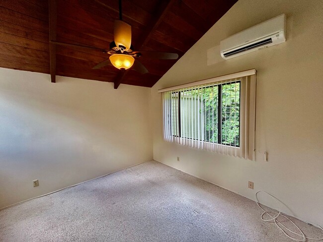 Building Photo - Kauhale Beach cove! Tropical, Serene and v...